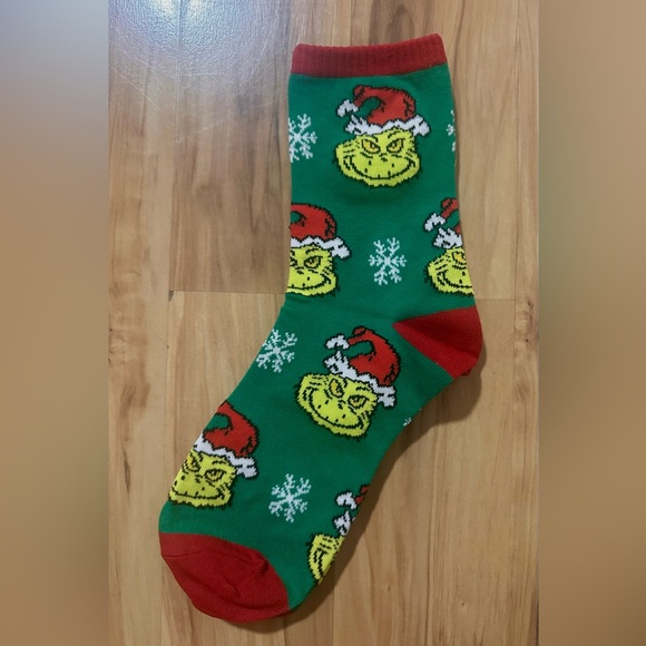 Festive Green Grinch Socks Women’s / Men One Size - Picture 3 of 3